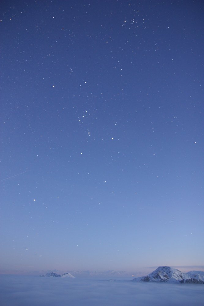 Sternbild Orion ber dem Nebelmeer