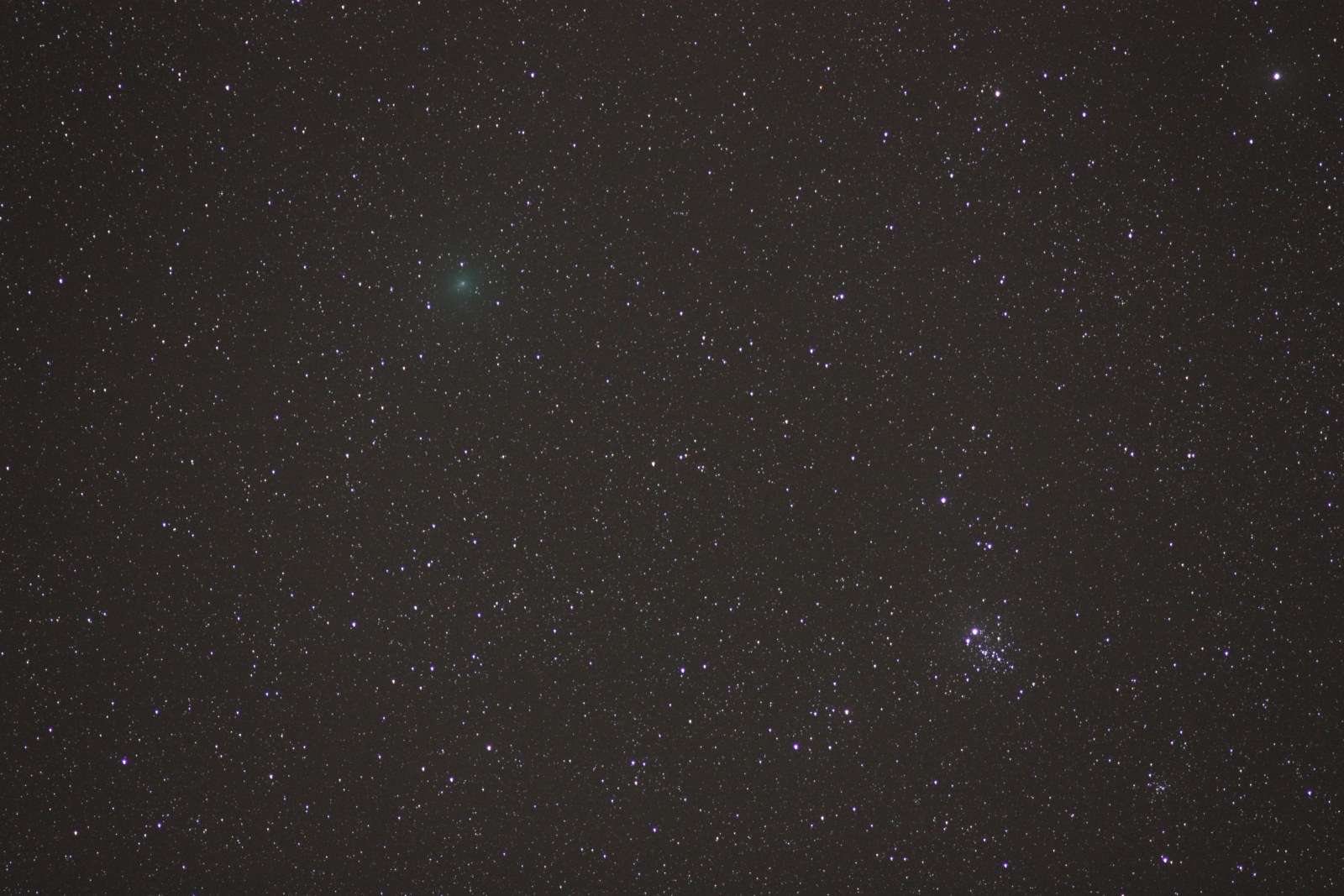Komet Hartley 103P bei NGC457