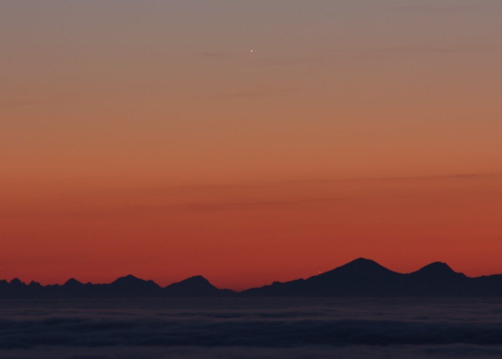 Venus und Jupiter am Horizont