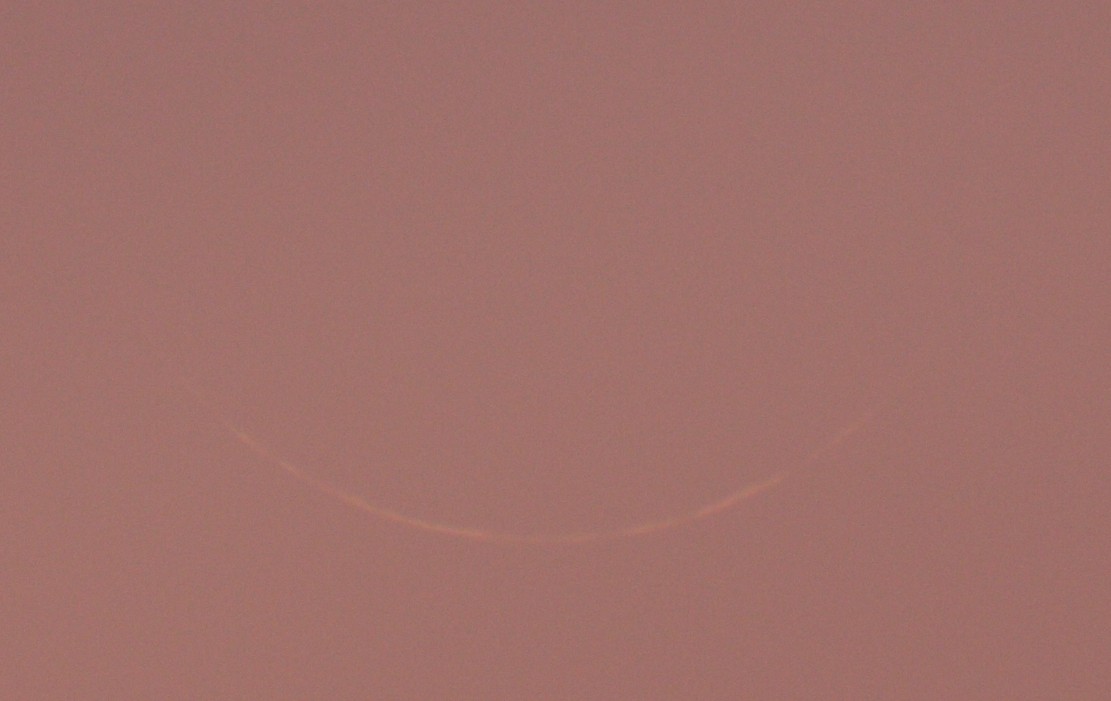 young crescent at 18:28, DSLR